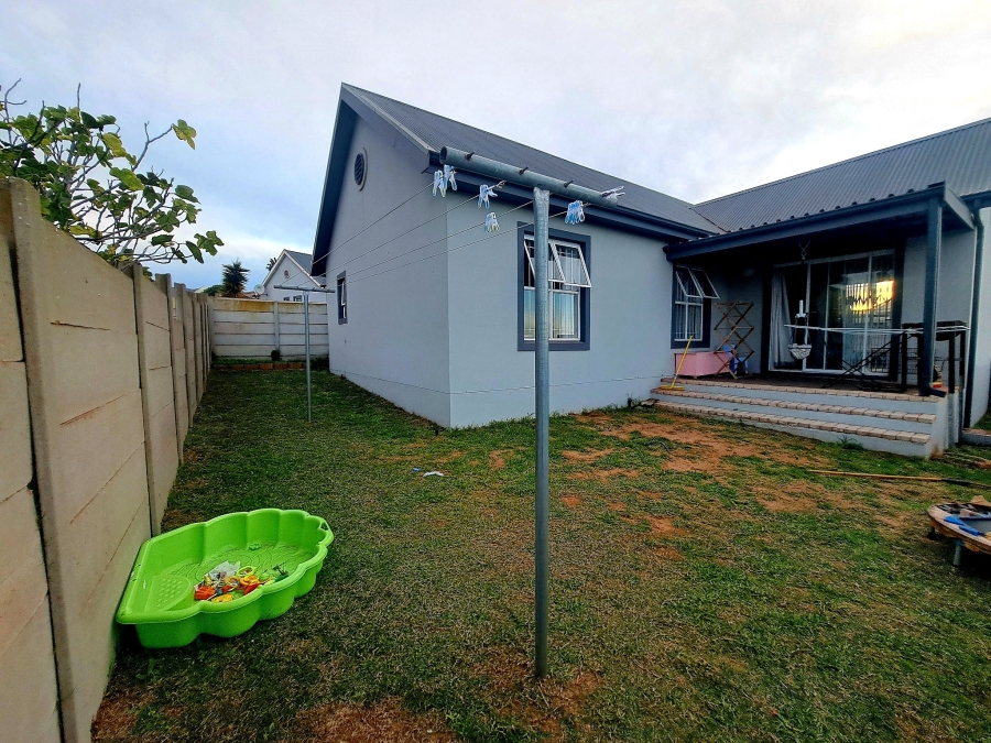 3 Bedroom Property for Sale in Vredenburg Western Cape